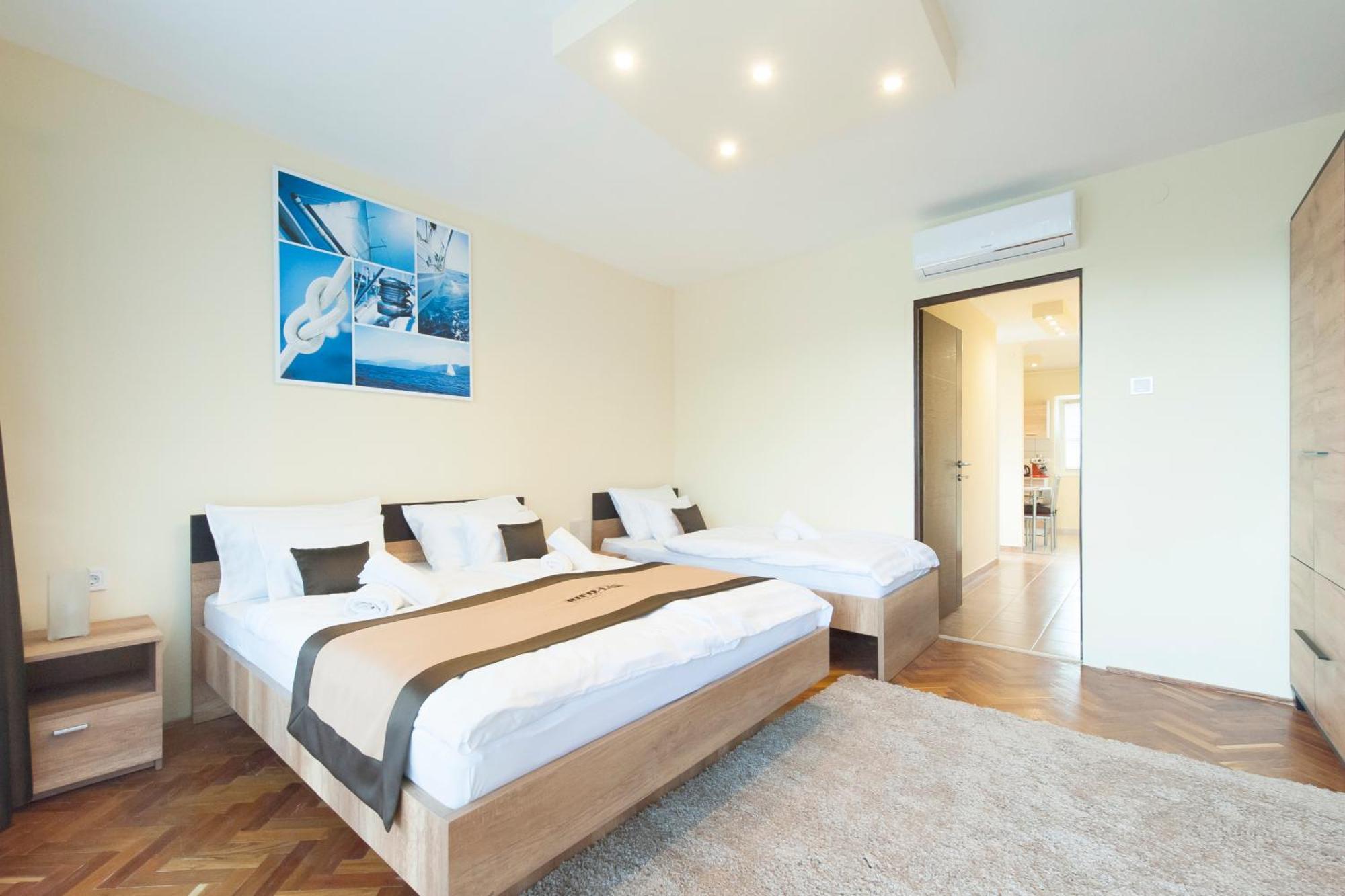 בלטונללה Bier-Lak Apartman House 71 מראה חיצוני תמונה