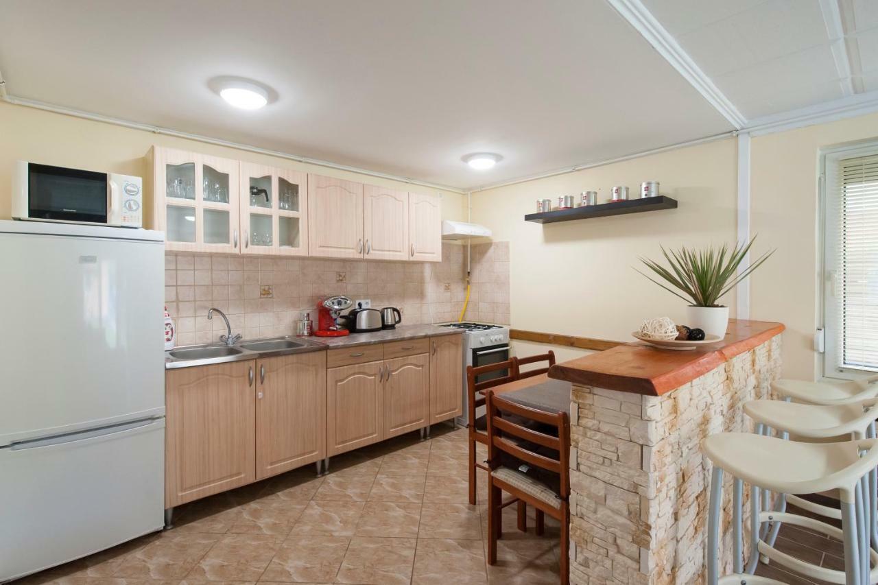 בלטונללה Bier-Lak Apartman House 71 מראה חיצוני תמונה
